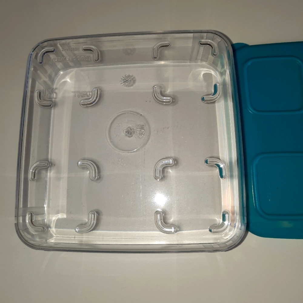 Tupperware Clear Mates Square Stackable Container - Picture 4 of 6
